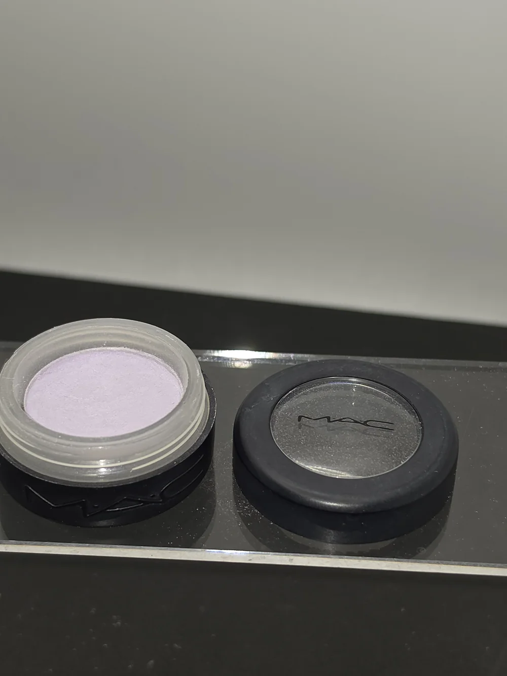 VINTAGE 1990s MAC SCREW TOP EYESHADOW - 